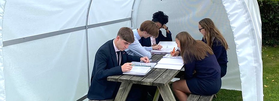 Igii pod school outdoor hut