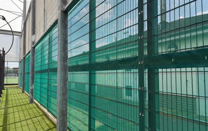 Custom made padel windbreak barriers