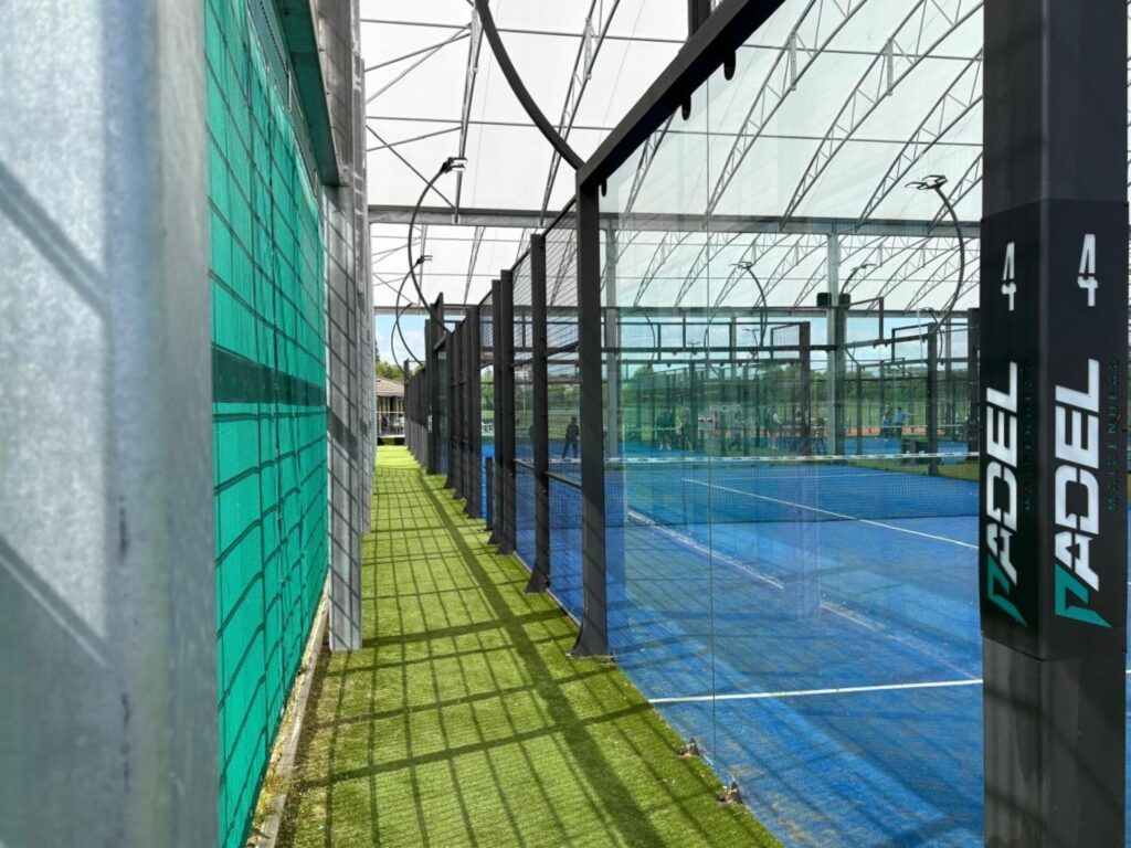 Custom made padel court covers